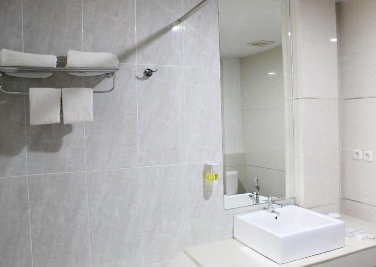 Idirayeuk The Royal Idi Hotel מראה חיצוני תמונה