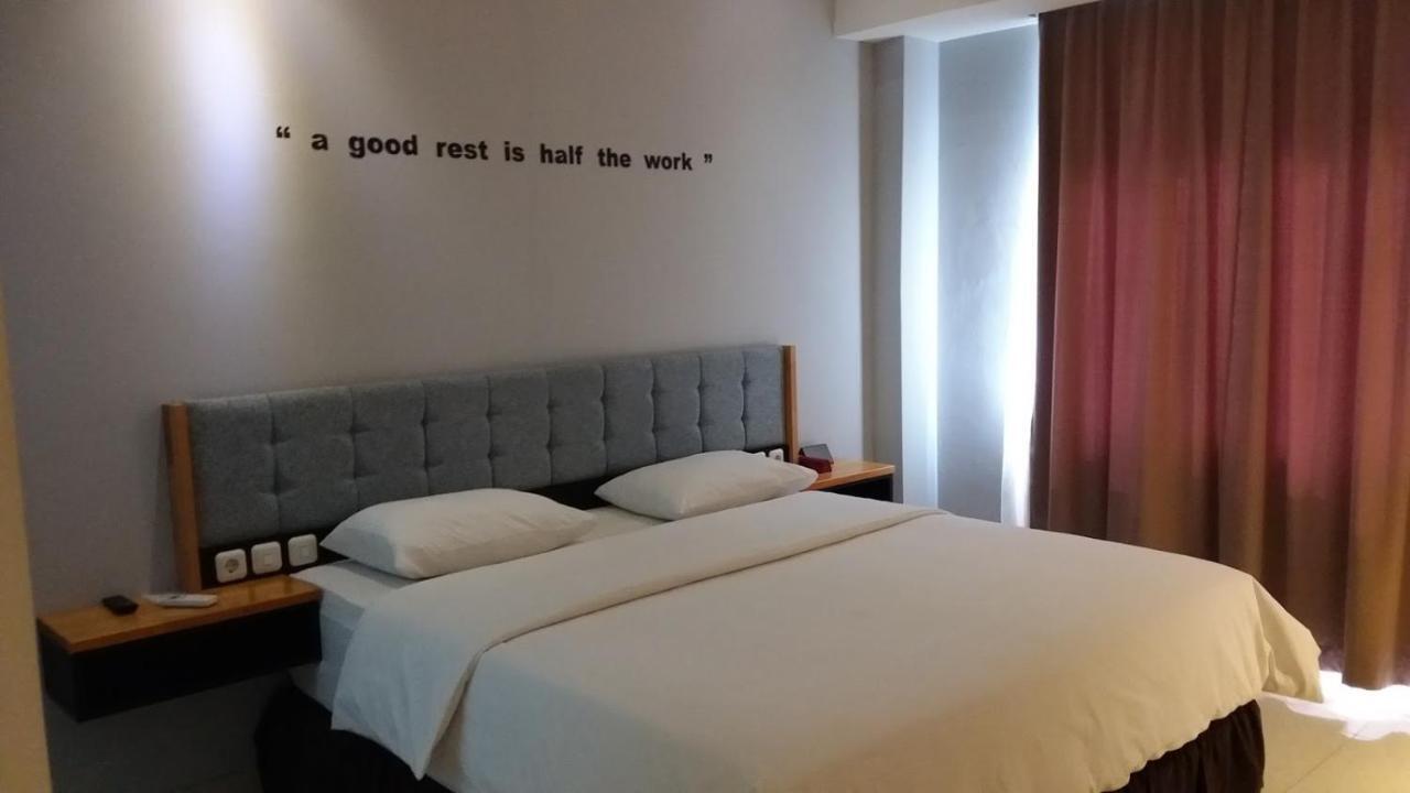Idirayeuk The Royal Idi Hotel מראה חיצוני תמונה